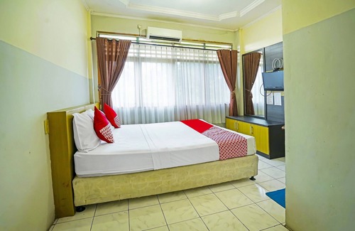 Sukarami Hotel | OYO 90390 Hotel Rd PremiumNearRSUD Station