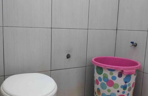 Mengwi Hotel | OYO 90547 Pondok Saren Anyar