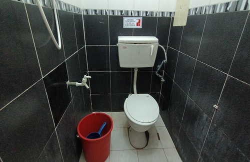 Inanam Hotel | OYO 90568 Hotel Sutera Inanam