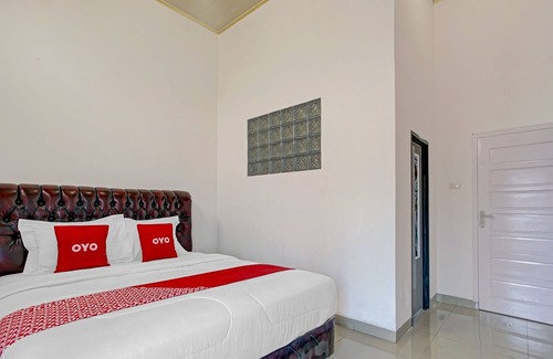Central Lampung Hotel | OYO 90585 Saka Ganta Guest House Syariah