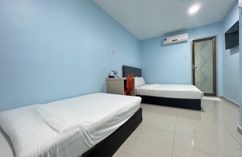 Kampung Stampin Hotel | OYO 90621 Stutong Stay