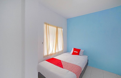 Medan Hotel | OYO 90637 Rumah Ni Karo
