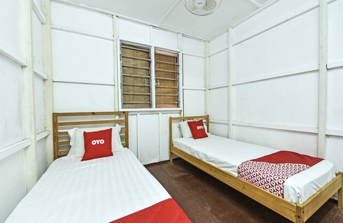 Kuala Rompin Hotel | OYO 90708 D'kuala Waterfront Chalet & Boat Charters