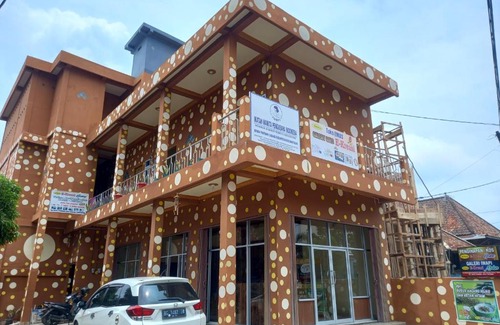 Bailangu Hotel | OYO 90731 E-kreasi Home