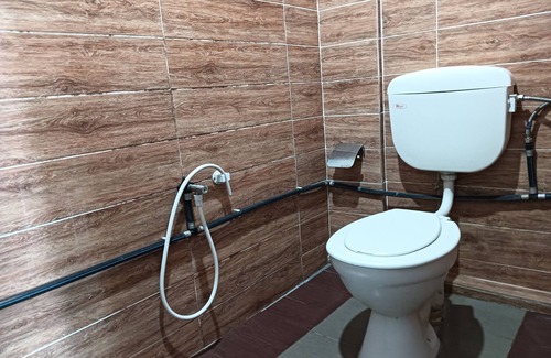 Sibu Hotel | OYO 90863 Hi Inn 2