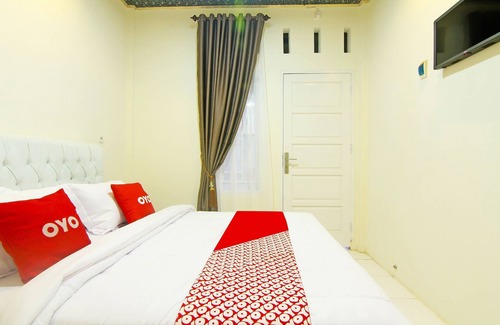 Padang Hotel | OYO 90978 Khalifi Guesthouse Syariah