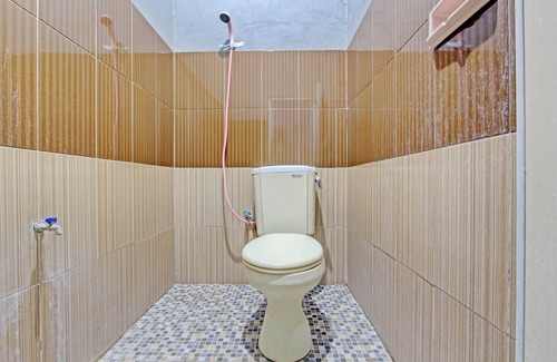 Pekanbaru Hotel | OYO 91505 Elif Homestay Syariah