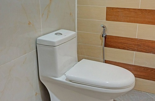 Prigen Hotel | OYO 91679 Juanda Homestay Syariah