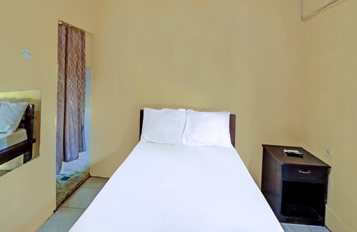 Dalung Hotel | OYO 91724 Penginapan Pondok Asri