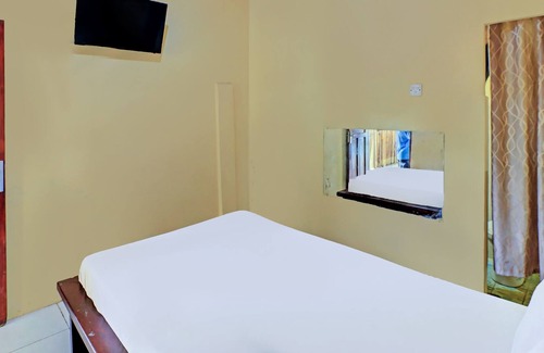 Dalung Hotel | OYO 91724 Penginapan Pondok Asri