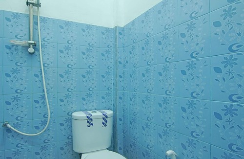 Padang Hotel | OYO 91730 De' Mande Homestay Syariah