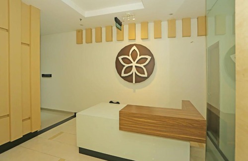 East Jakarta Hotel | OYO 91734 Bp Room
