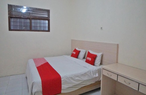 Medan Hotel | OYO 91776 Bina Family Homestay