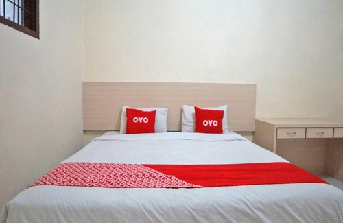 Medan Hotel | OYO 91776 Bina Family Homestay