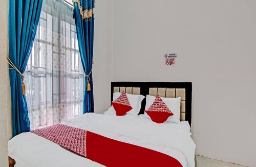 Pangkalan Kerinci Hotel | OYO 91986 Annajah Homestay Syariah