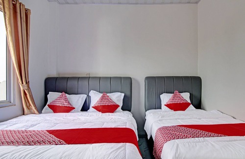 Pekanbaru Hotel | OYO 92081 Malora Homestay