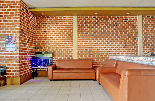 Tunggal Warga Hotel | OYO 92097 Hotel Sejahtera Syariah