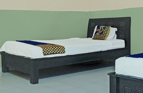 Kayu Agung Hotel | OYO 92280 Hotel Romli