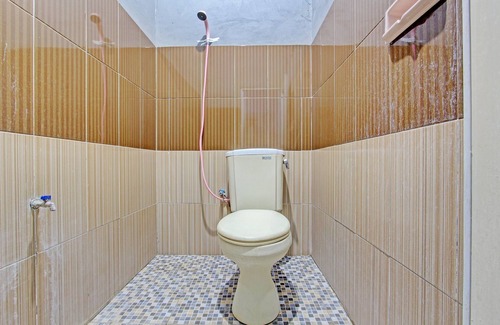 Wonogiri Hotel | OYO 92287 Hotel Aji Mantoro