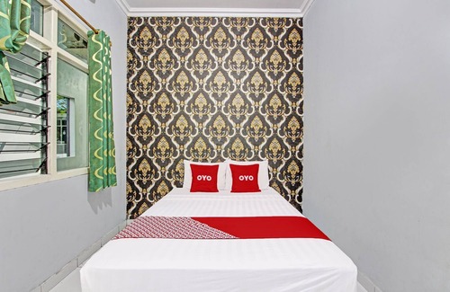 Wonogiri Hotel | OYO 92287 Hotel Aji Mantoro