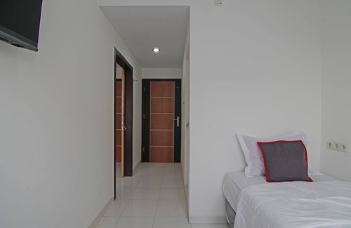 Pekanbaru Hotel | OYO 92300 Koala House