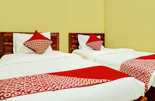East Ogan Komering Ulu Hotel | OYO 92386 Homestay Juwita Perdana Syariah