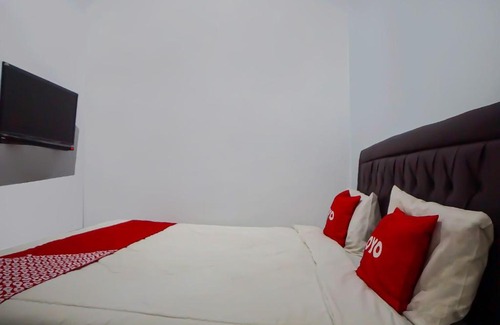Medan Hotel | OYO 92463 Deli Hotel Medan