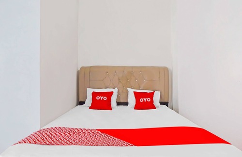 Medan Hotel | OYO 92578 Sri Ulina Homestay