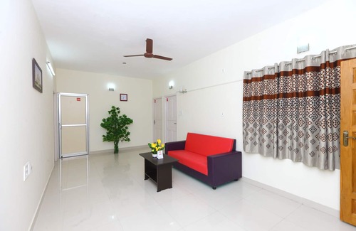 Sholinganallur Hotel | OYO 9260 Olive Castles Inn