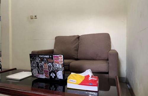 Pinrang Hotel | OYO 92783 Wisma Bunda Syariah Near Man Pinrang