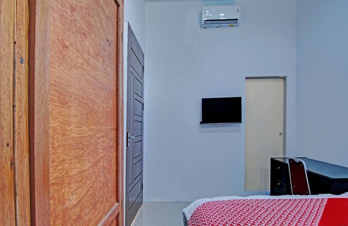 Pelalawan Hotel | OYO 92909 Penginapan Sarinah SyariahNearRM Beringin Indah