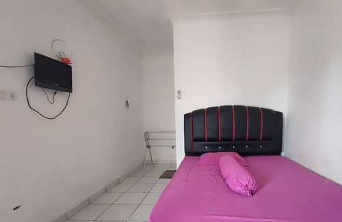 Palembang Hotel | OYO 93252 Garuda Bandara Guesthouse