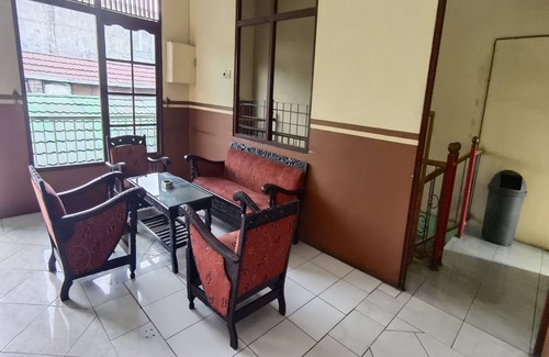 Kalimantan Hotel | OYO 93642 Penginapan Al-asharNearWarung Acil Ubai