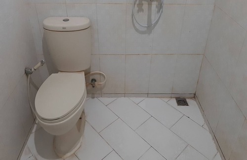 Kalimantan Hotel | OYO 93642 Penginapan Al-asharNearWarung Acil Ubai