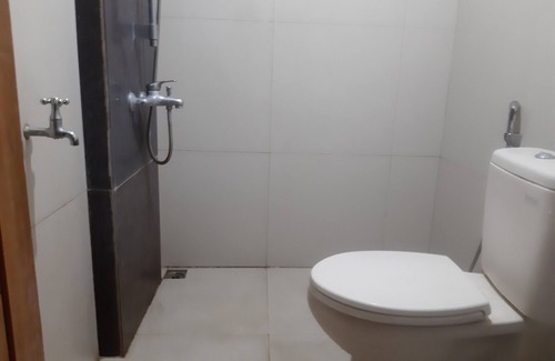 Pandaan Hotel | OYO 93710 Bidara Guest House Syariah