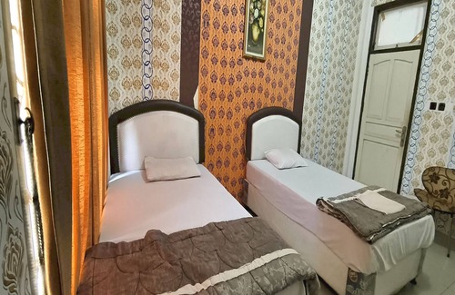 Kendari Hotel | OYO 93773 Pondok Bintang