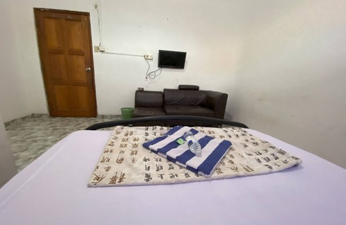 Kabil Hotel | OYO 93781 Hotel California 2NearNagoya Hill Shopping Mall