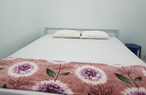 Medan Hotel | OYO 93951 Family Guesthouse