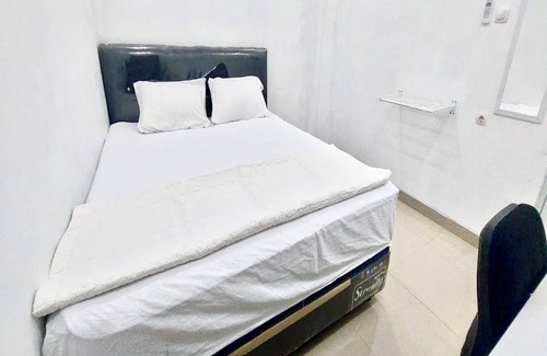 Tetebatu Hotel | OYO 94031 Pondok Hitung Near GOR Kalegowa