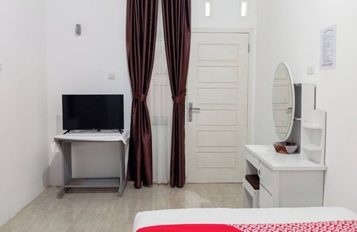 Rajabasa Hotel | OYO 94066 Homestay Jaya Putri 1 Syariah