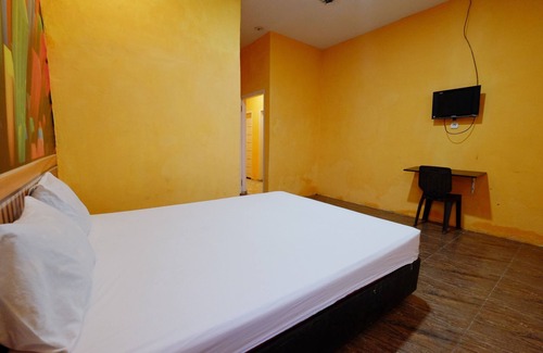Pallangga Hotel | OYO 94115 Pondok Sahabat Vianty Near SDN Kampung Parang