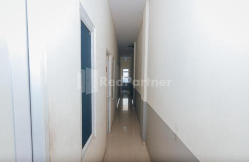 Gambir Hotel | OYO 94494 Krekot Residence Pasar Baru COO Property