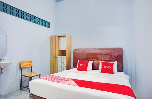 Medan Hotel | OYO 94504 Clove Nari Homestay