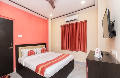 Chinar Park Hotel | OYO 9543 Rajarhat