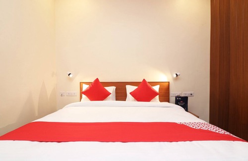 Meerut Hotel | OYO Flagship 23709 Hotel Meerut International