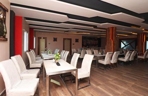 Brahmapur Hotel | OYO Flagship 28645 Nirmalya Plaza