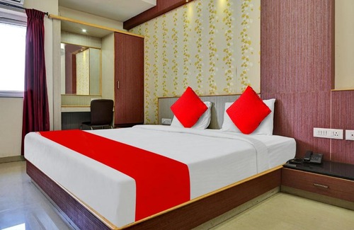RS Puram Hotel | OYO Flagship 81278 Hotel Grand Stays