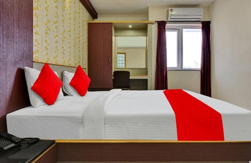 RS Puram Hotel | OYO Flagship 81278 Hotel Grand Stays