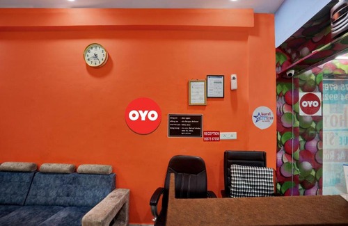 Surat Hotel | OYO Flagship 92781 Hotel Blue Star