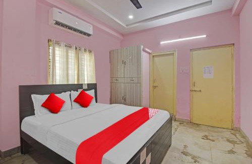 Kukatpally Housing Board Colony Hotel | OYO Flagship Anu prime suites